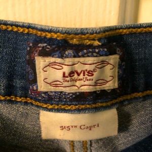 Levi’s Capri